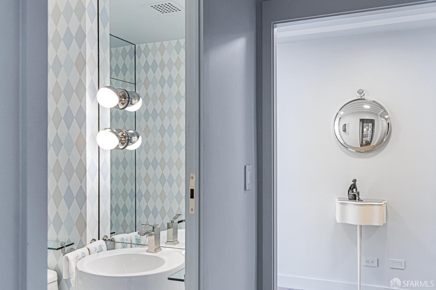 Photo #17: 426112433 Listing: Photo #17