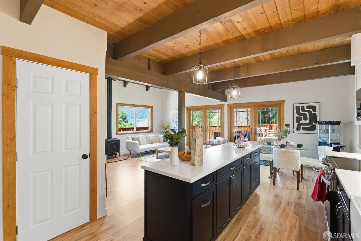 Detail Gallery Image 21 of 46 For 16 Grandview Ave, Felton,  CA 95018 - 3 Beds | 3 Baths