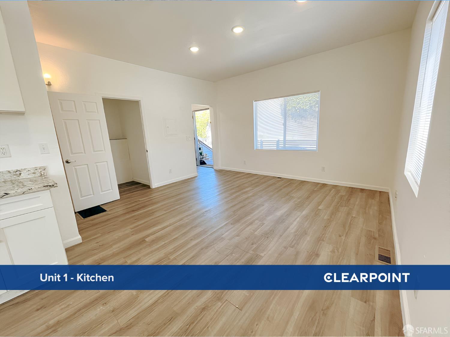 Detail Gallery Image 6 of 35 For 831 35th St, Oakland,  CA 94608 - – Beds | – Baths