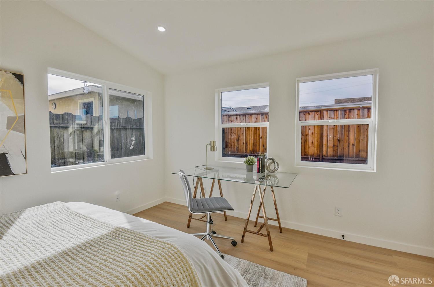 Detail Gallery Image 49 of 87 For 1384 Advent Ave, San Leandro,  CA 94579 - 3 Beds | 2 Baths