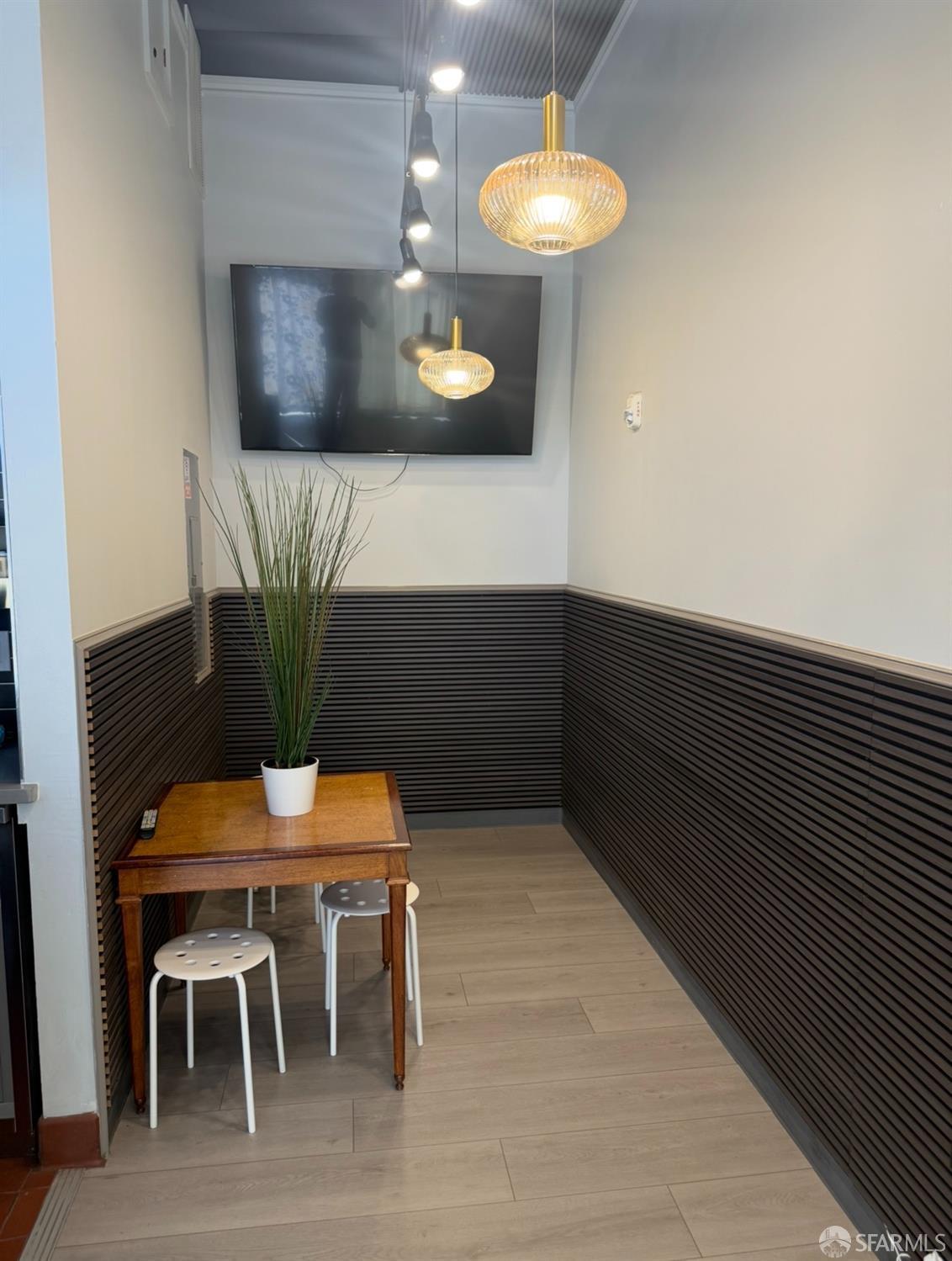 Detail Gallery Image 3 of 7 For 137 137 D St St, Daly City,  CA 94014 - – Beds | – Baths