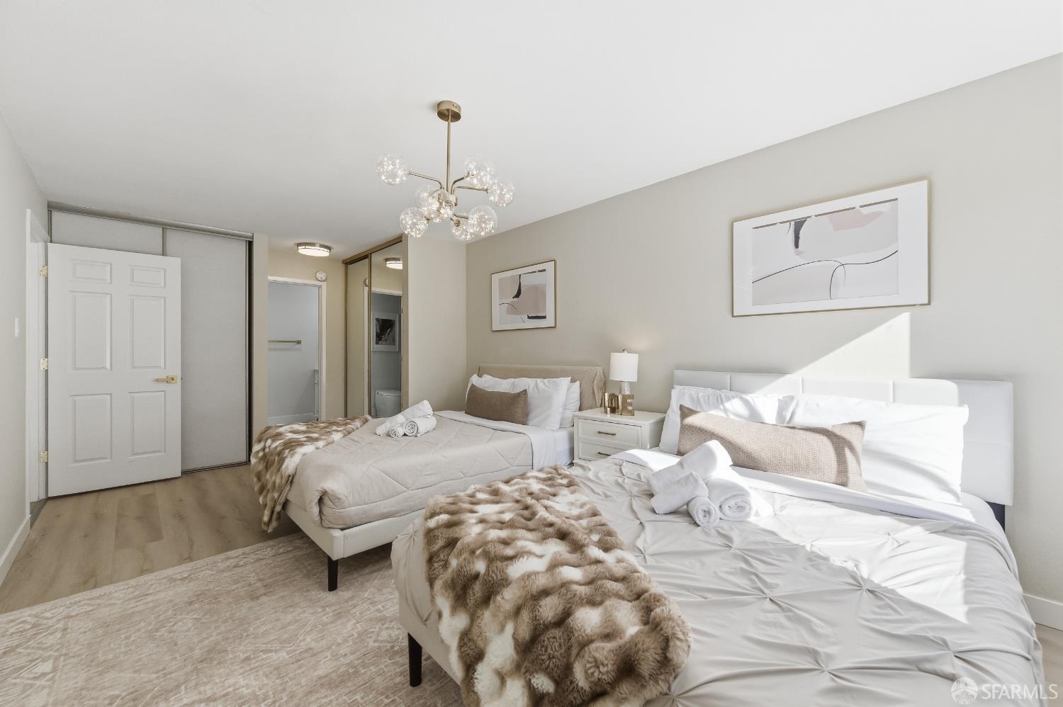 Photo #16: 426113270 Listing: Photo #16