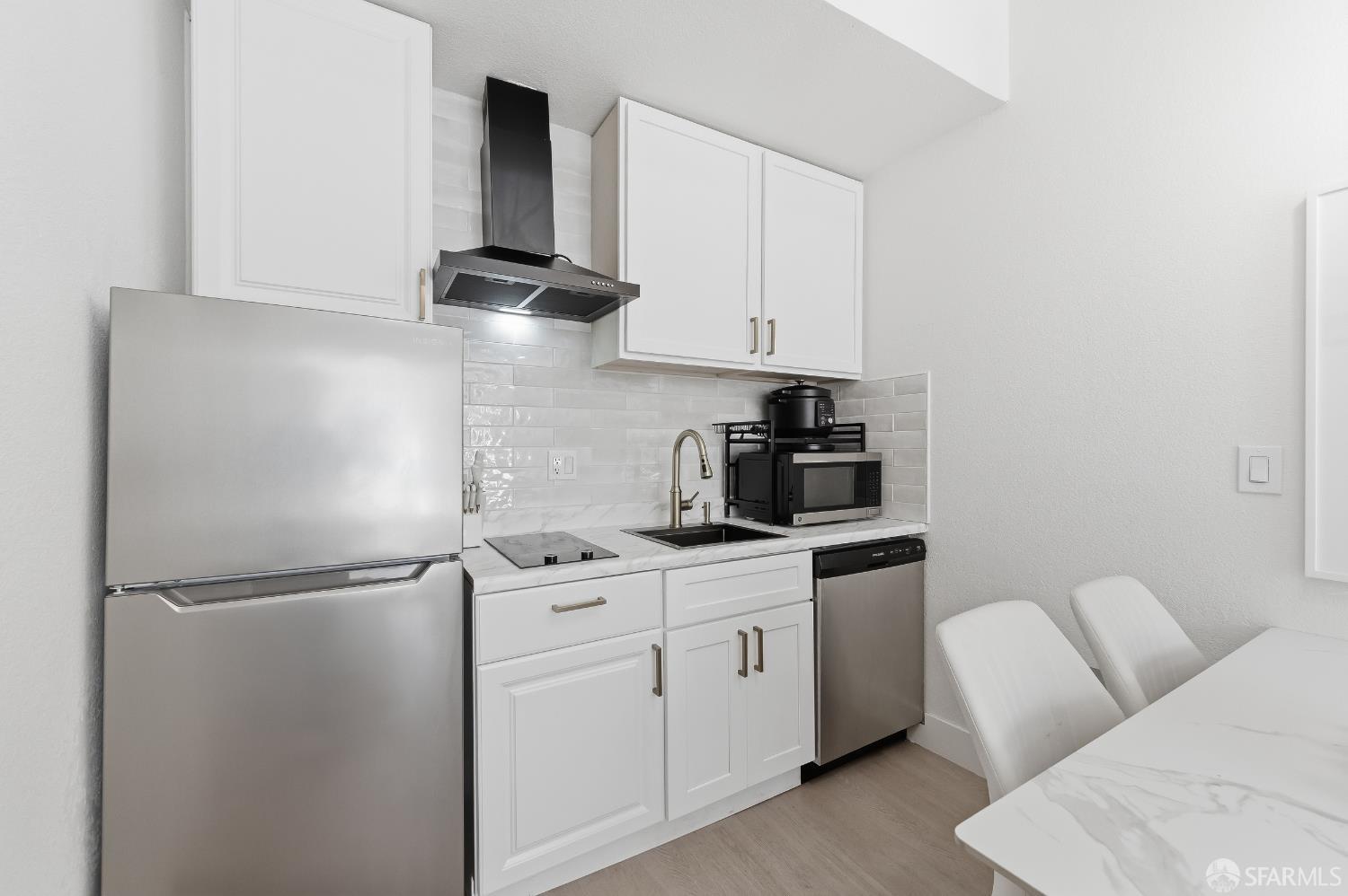 Photo #35: 426113270 Listing: Photo #35