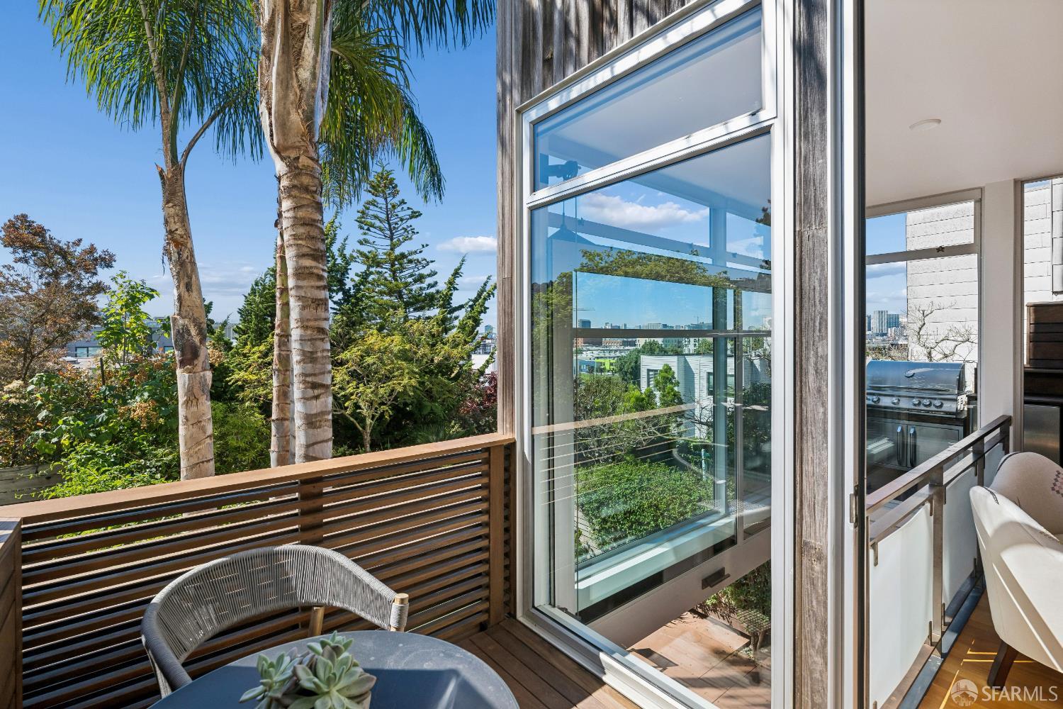 Detail Gallery Image 12 of 52 For 228 Connecticut St, San Francisco,  CA 94107 - 4 Beds | 3/1 Baths