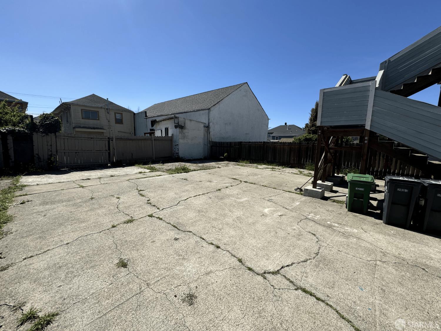 Detail Gallery Image 31 of 35 For 831 35th St, Oakland,  CA 94608 - – Beds | – Baths