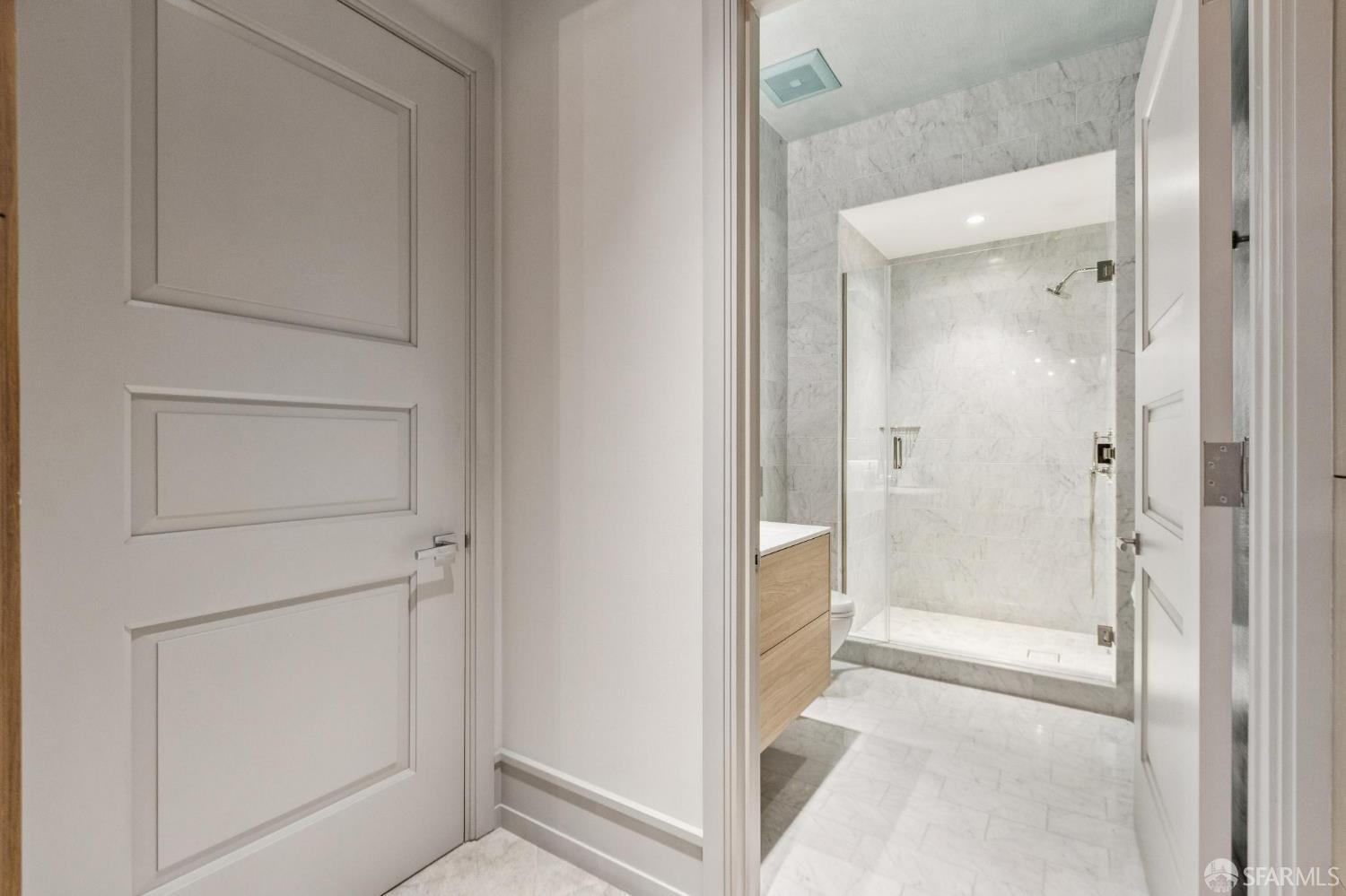 Detail Gallery Image 44 of 56 For 2121 Webster St #111,  San Francisco,  CA 94115 - 3 Beds | 4 Baths