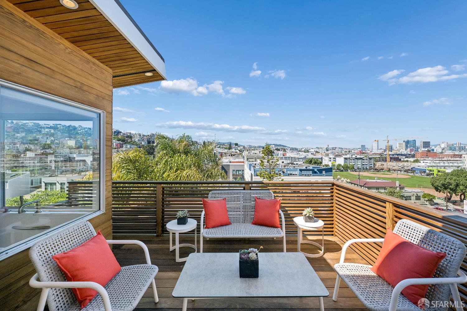 Detail Gallery Image 37 of 52 For 228 Connecticut St, San Francisco,  CA 94107 - 4 Beds | 3/1 Baths