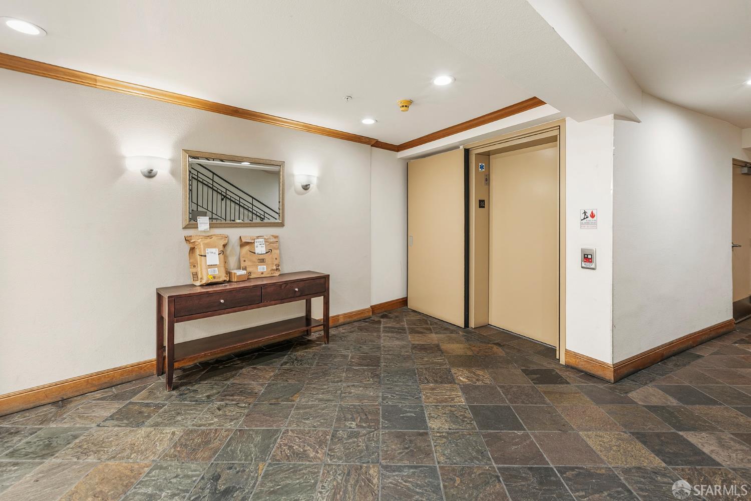 Photo #19: 426107885 Listing: Photo #19