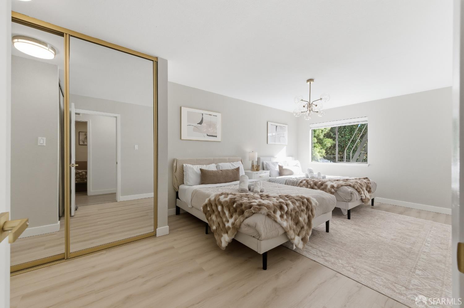 Photo #15: 426113270 Listing: Photo #15