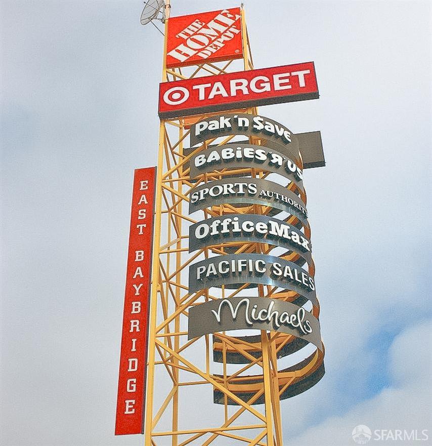 Detail Gallery Image 33 of 35 For 831 35th St, Oakland,  CA 94608 - – Beds | – Baths