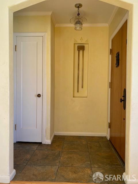 Detail Gallery Image 4 of 40 For 151 Shawnee Ave, San Francisco,  CA 94112 - 2 Beds | 1 Baths