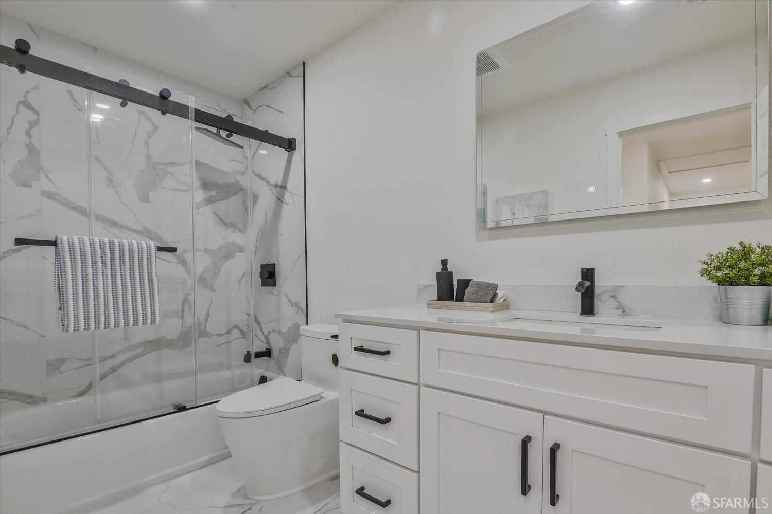 Detail Gallery Image 34 of 87 For 1384 Advent Ave, San Leandro,  CA 94579 - 3 Beds | 2 Baths