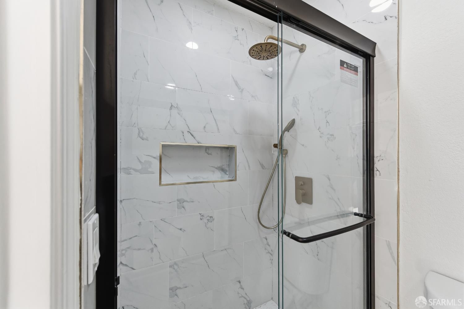 Photo #41: 426113270 Listing: Photo #41