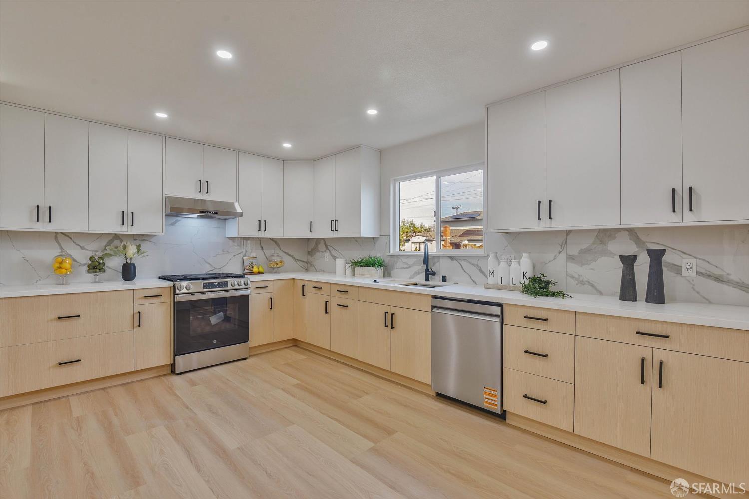 Detail Gallery Image 20 of 87 For 1384 Advent Ave, San Leandro,  CA 94579 - 3 Beds | 2 Baths