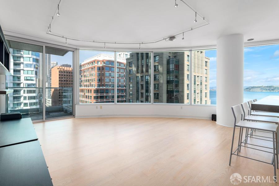 Detail Gallery Image 8 of 28 For 338 Spear St 17b,  San Francisco,  CA 94105 - 0 Beds | 0 Baths