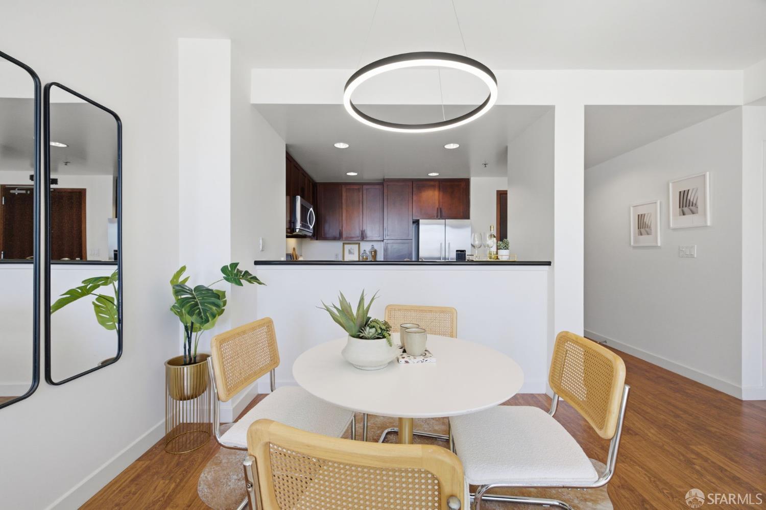 Photo #8: 426111982 Listing: Photo #8