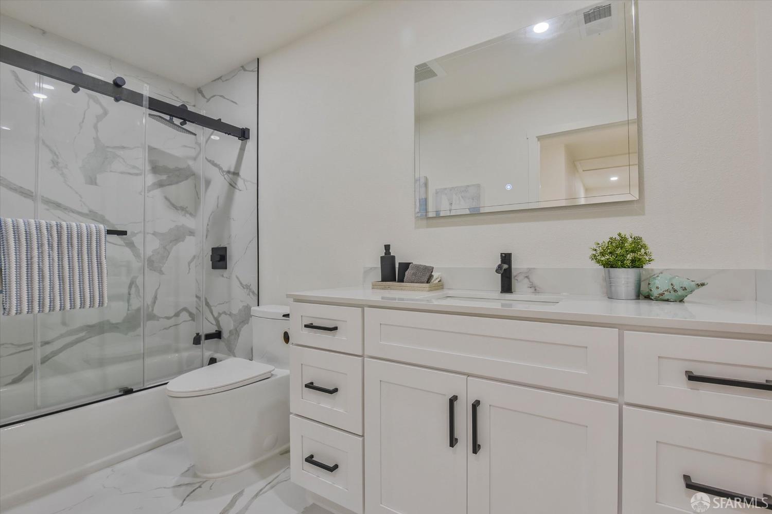 Detail Gallery Image 35 of 87 For 1384 Advent Ave, San Leandro,  CA 94579 - 3 Beds | 2 Baths