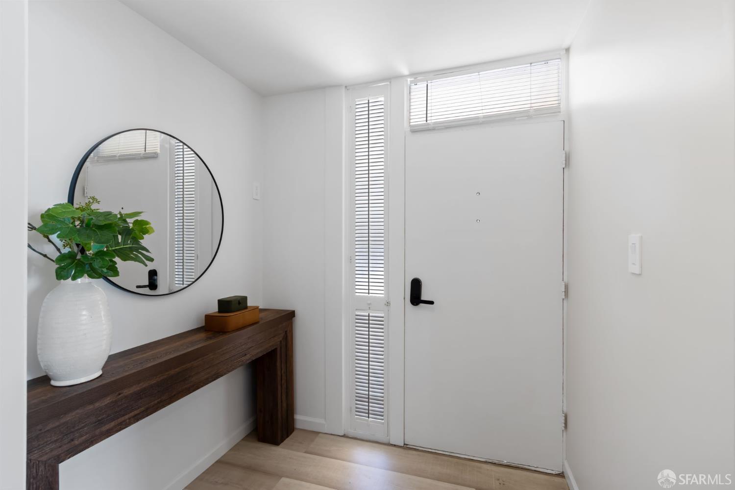 Photo #4: 426107244 Listing: Photo #4