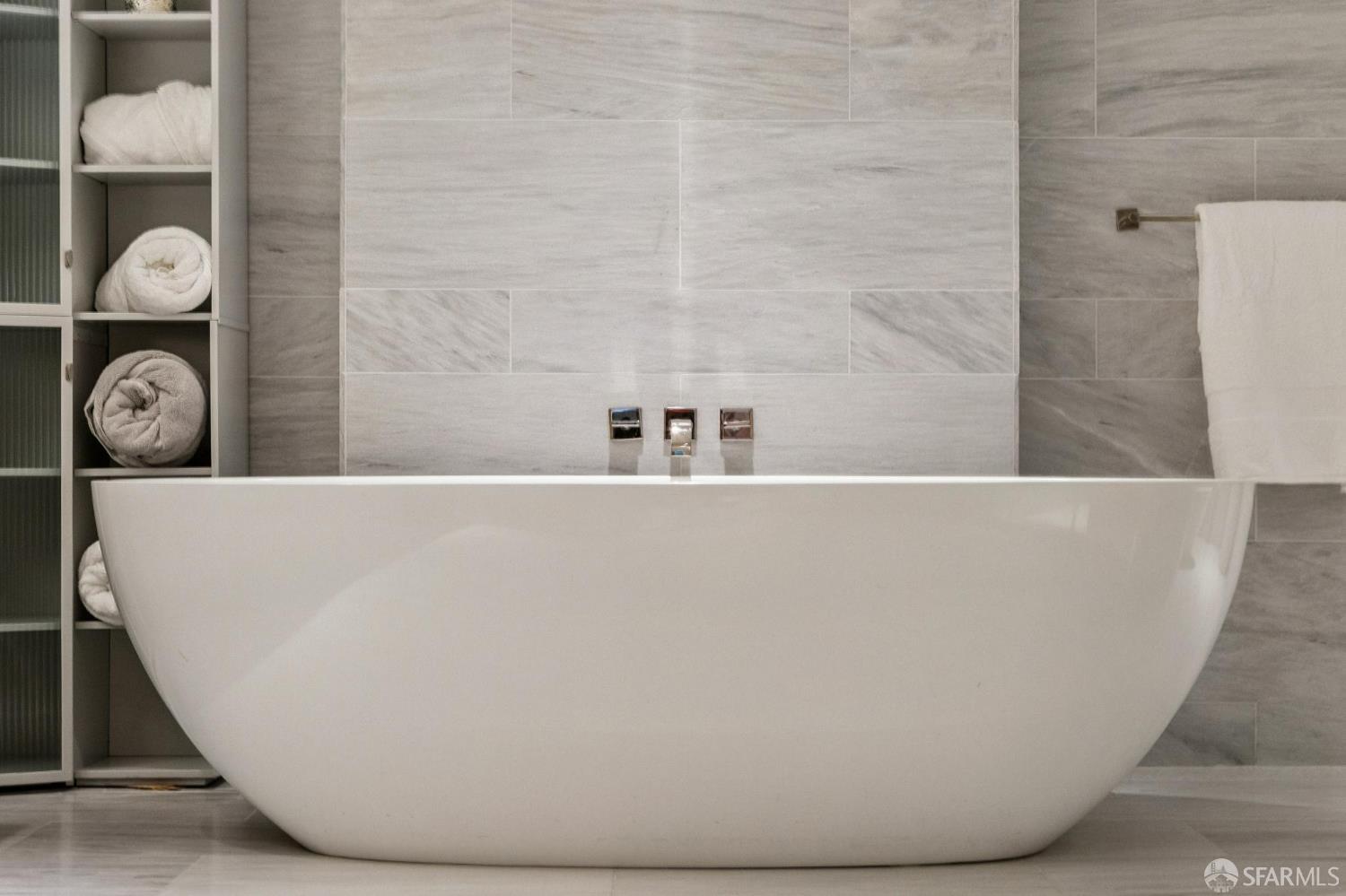 Detail Gallery Image 26 of 56 For 2121 Webster St #111,  San Francisco,  CA 94115 - 3 Beds | 4 Baths