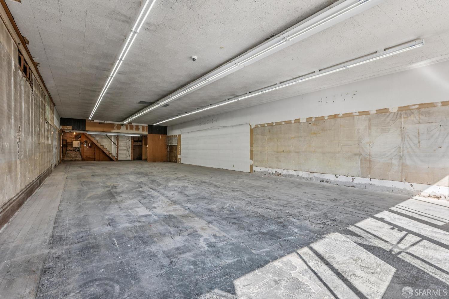 Detail Gallery Image 8 of 31 For 4494 Mission St, San Francisco,  CA 94132 - – Beds | – Baths