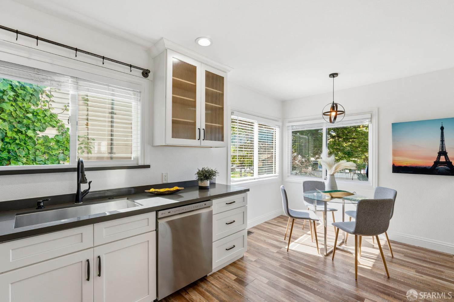 Detail Gallery Image 11 of 66 For 9834 Elmar Ave, Oakland,  CA 94603 - 2 Beds | 1 Baths