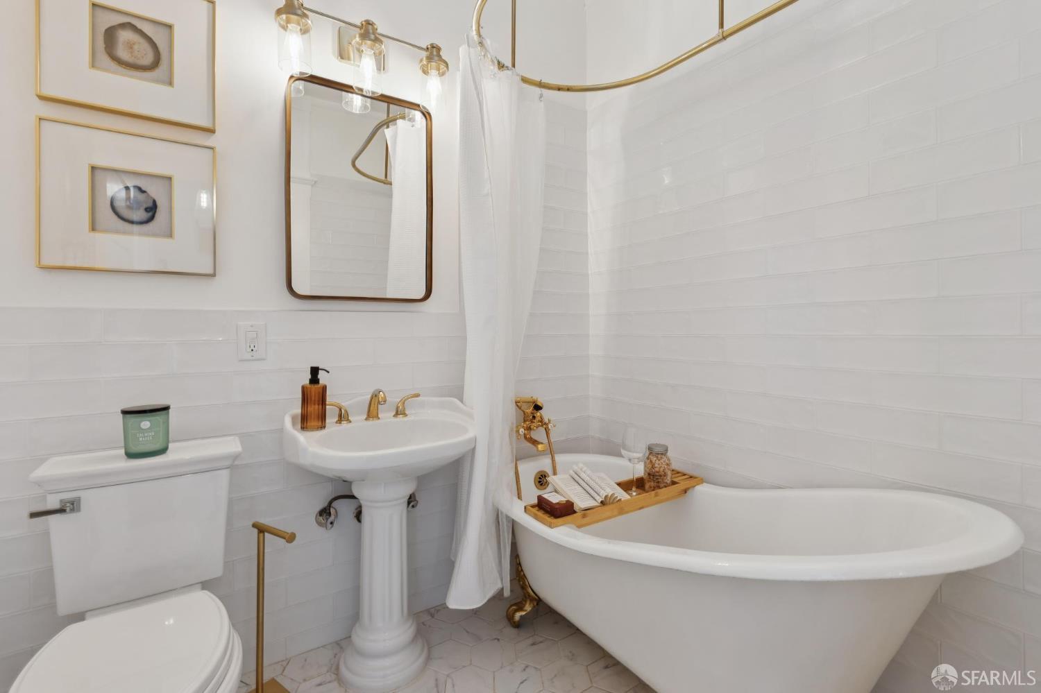 Detail Gallery Image 35 of 50 For 11 Prospect Ave, San Francisco,  CA 94110 - 3 Beds | 2 Baths