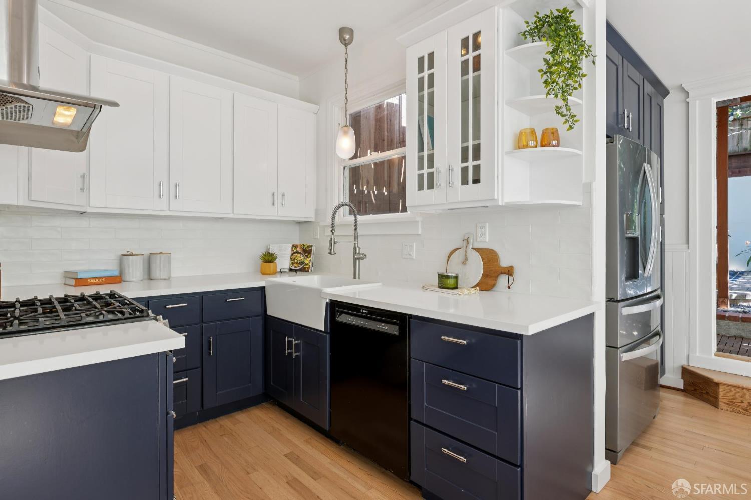 Detail Gallery Image 13 of 50 For 11 Prospect Ave, San Francisco,  CA 94110 - 3 Beds | 2 Baths