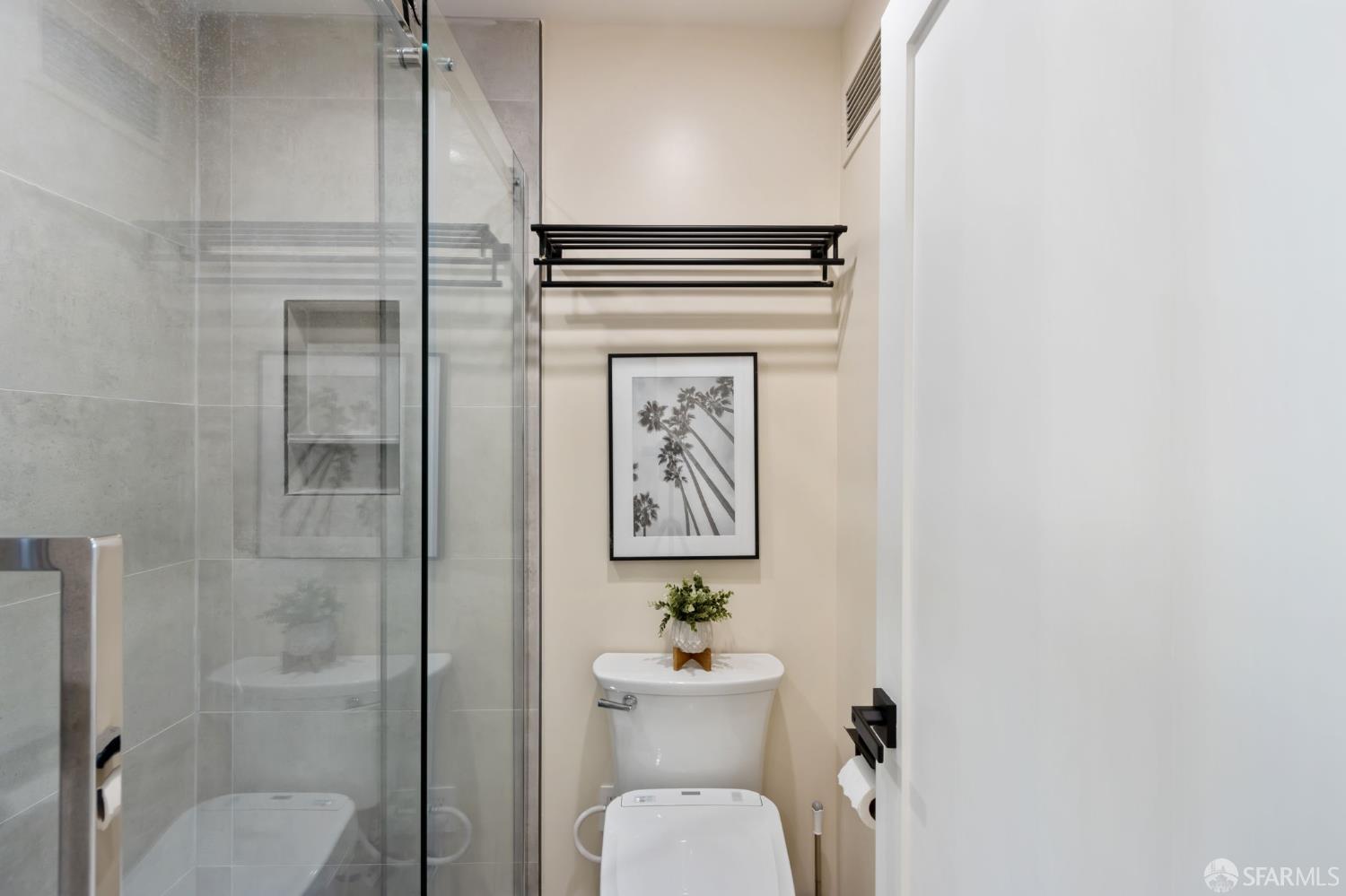 Photo #34: 426107244 Listing: Photo #34