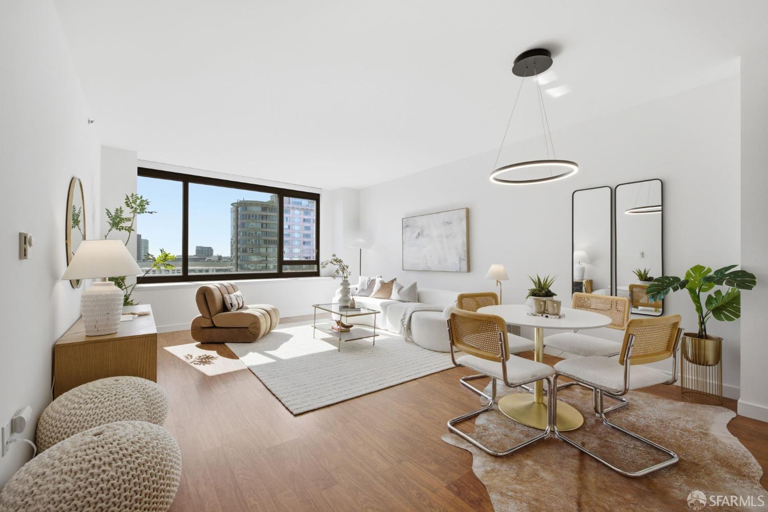 Photo #3: 426111982 Listing: Photo #3