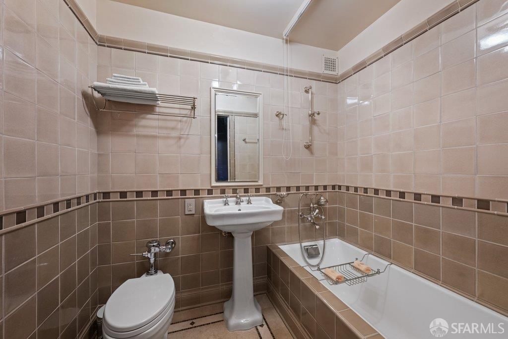 Photo #26: 426114796 Listing: Photo #26