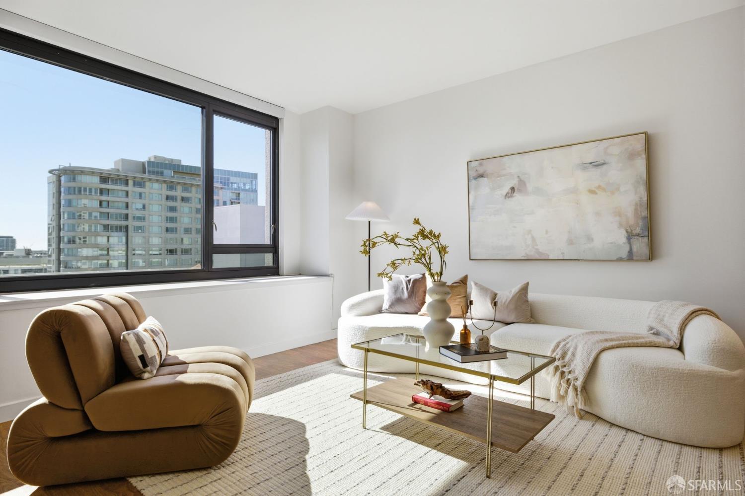 Photo #5: 426111982 Listing: Photo #5