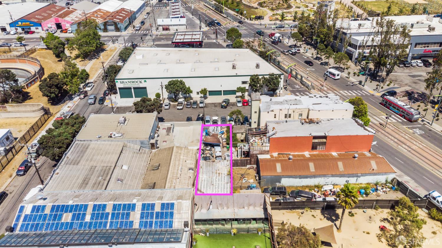 Detail Gallery Image 4 of 13 For 1575 Fairfax Ave, San Francisco,  CA 94124 - – Beds | – Baths