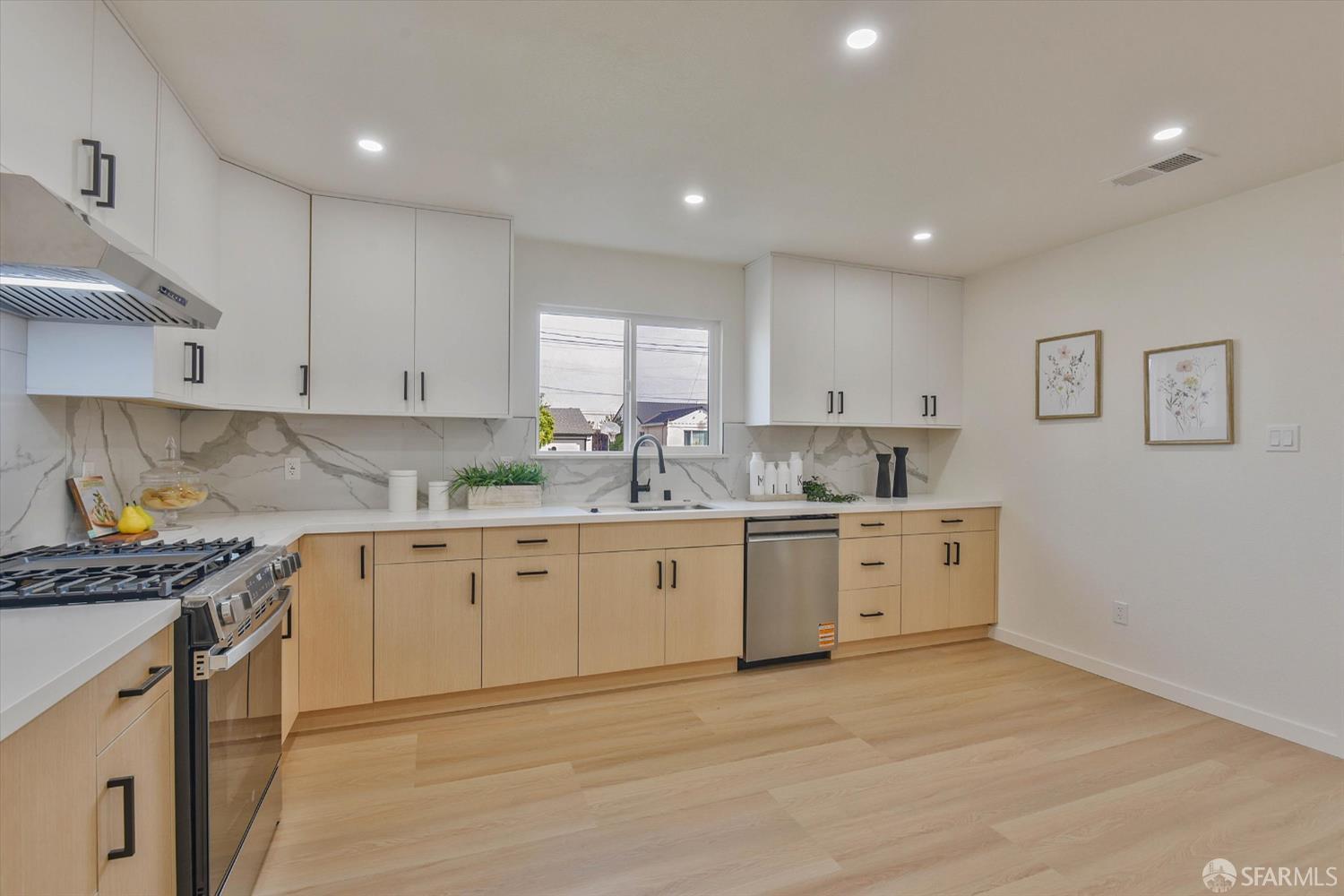 Detail Gallery Image 25 of 87 For 1384 Advent Ave, San Leandro,  CA 94579 - 3 Beds | 2 Baths