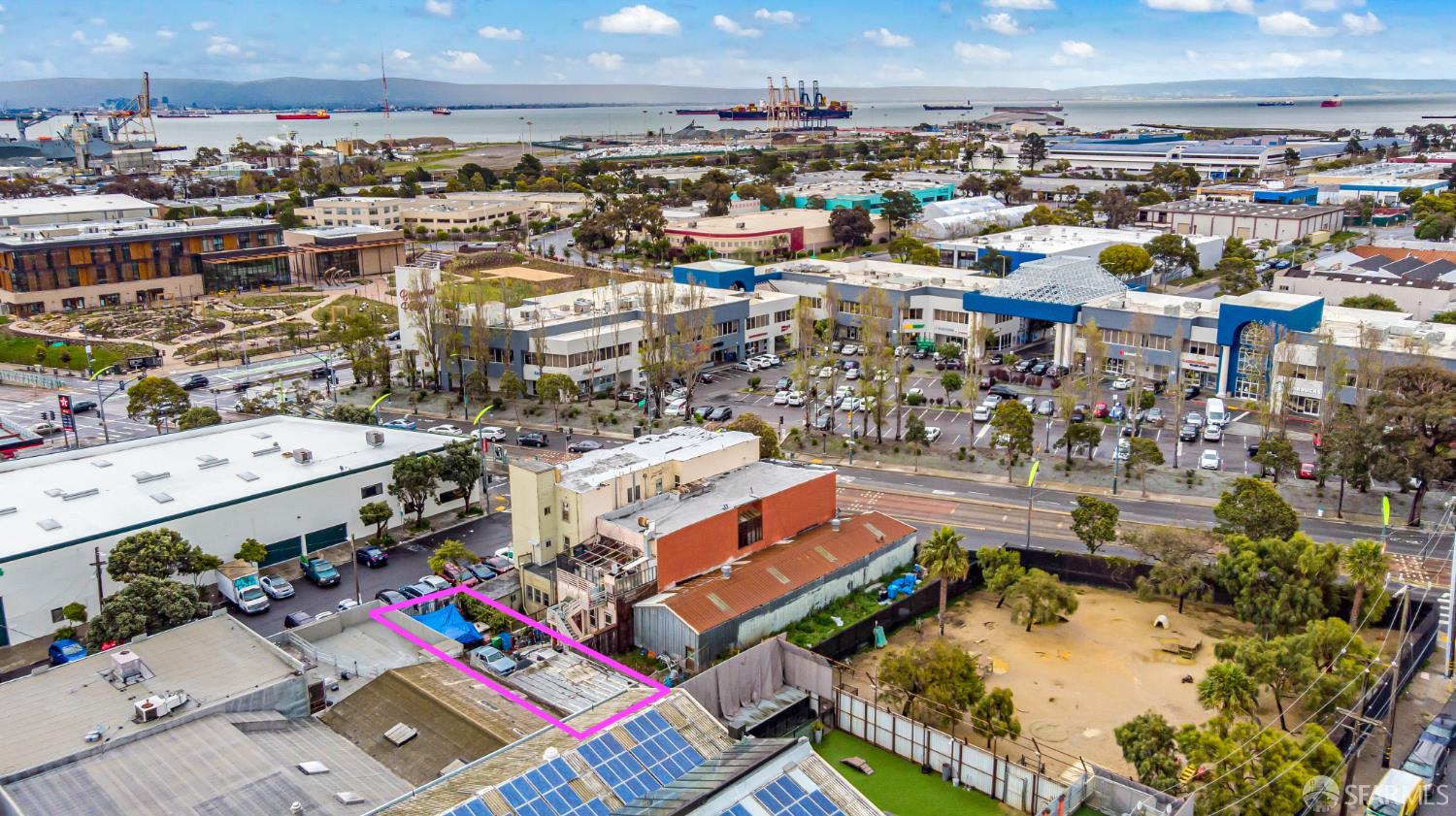 Detail Gallery Image 11 of 13 For 1575 Fairfax Ave, San Francisco,  CA 94124 - – Beds | – Baths