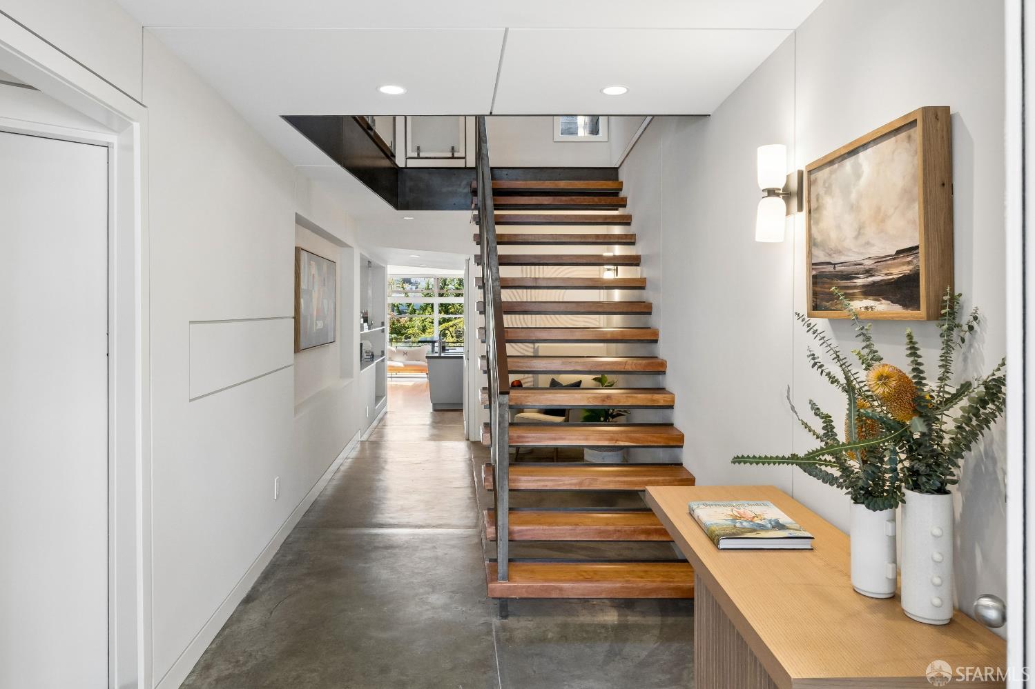 Detail Gallery Image 3 of 52 For 228 Connecticut St, San Francisco,  CA 94107 - 4 Beds | 3/1 Baths