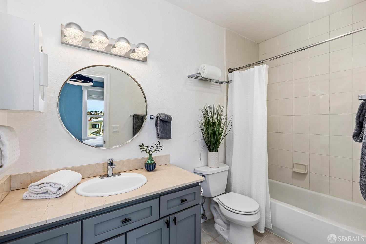 Photo #15: 426107885 Listing: Photo #15