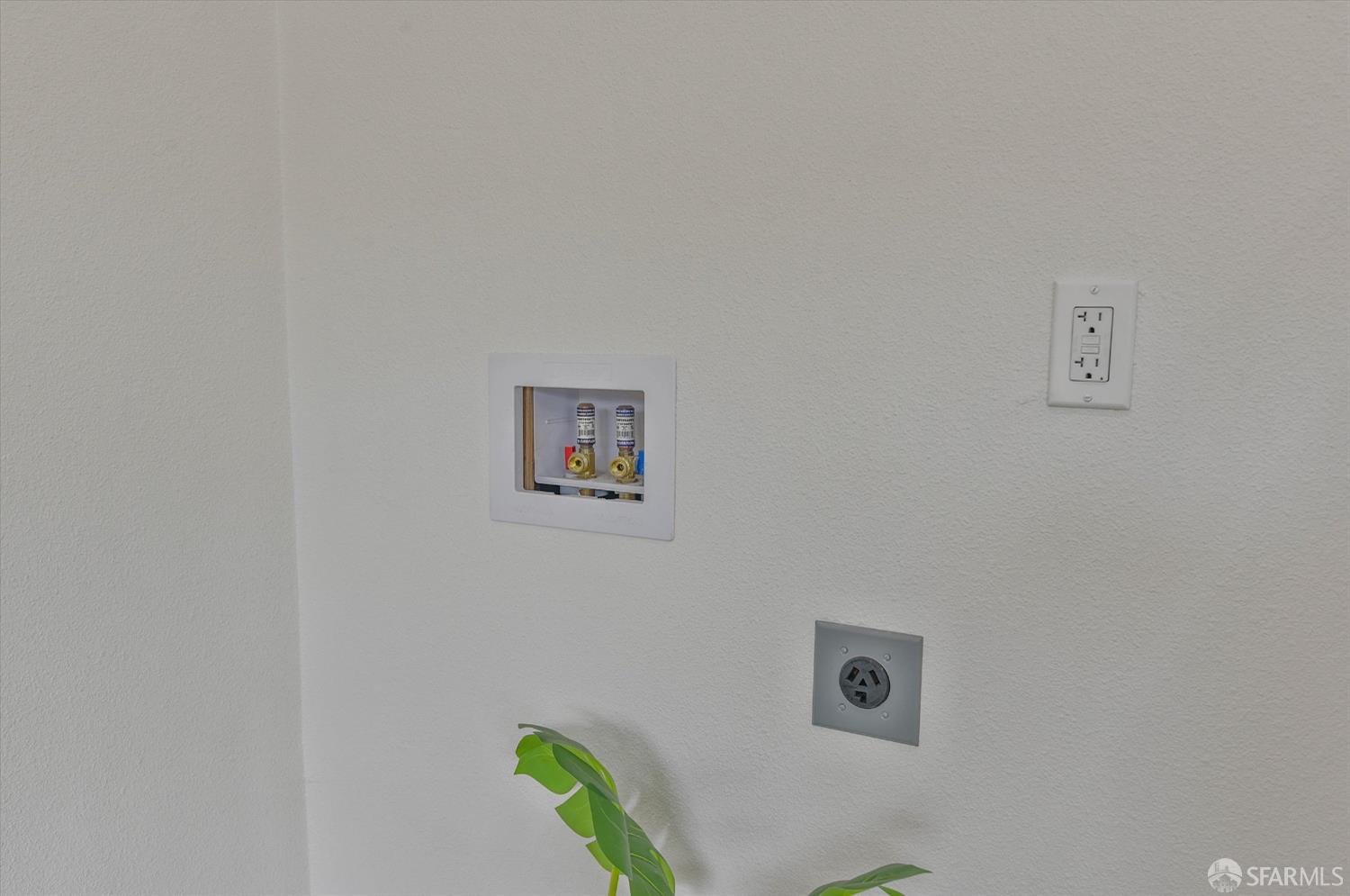 Detail Gallery Image 41 of 87 For 1384 Advent Ave, San Leandro,  CA 94579 - 3 Beds | 2 Baths