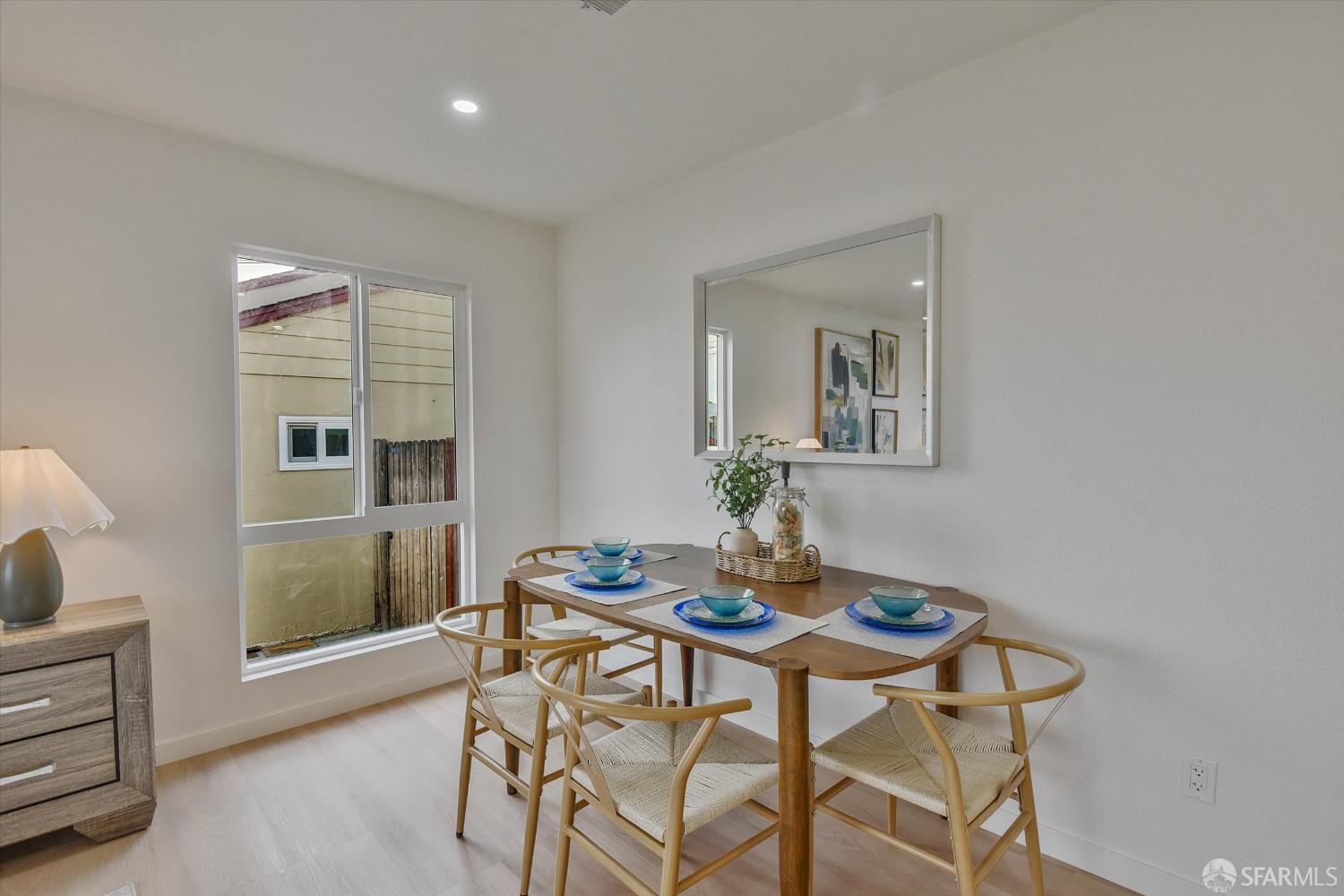 Detail Gallery Image 9 of 87 For 1384 Advent Ave, San Leandro,  CA 94579 - 3 Beds | 2 Baths