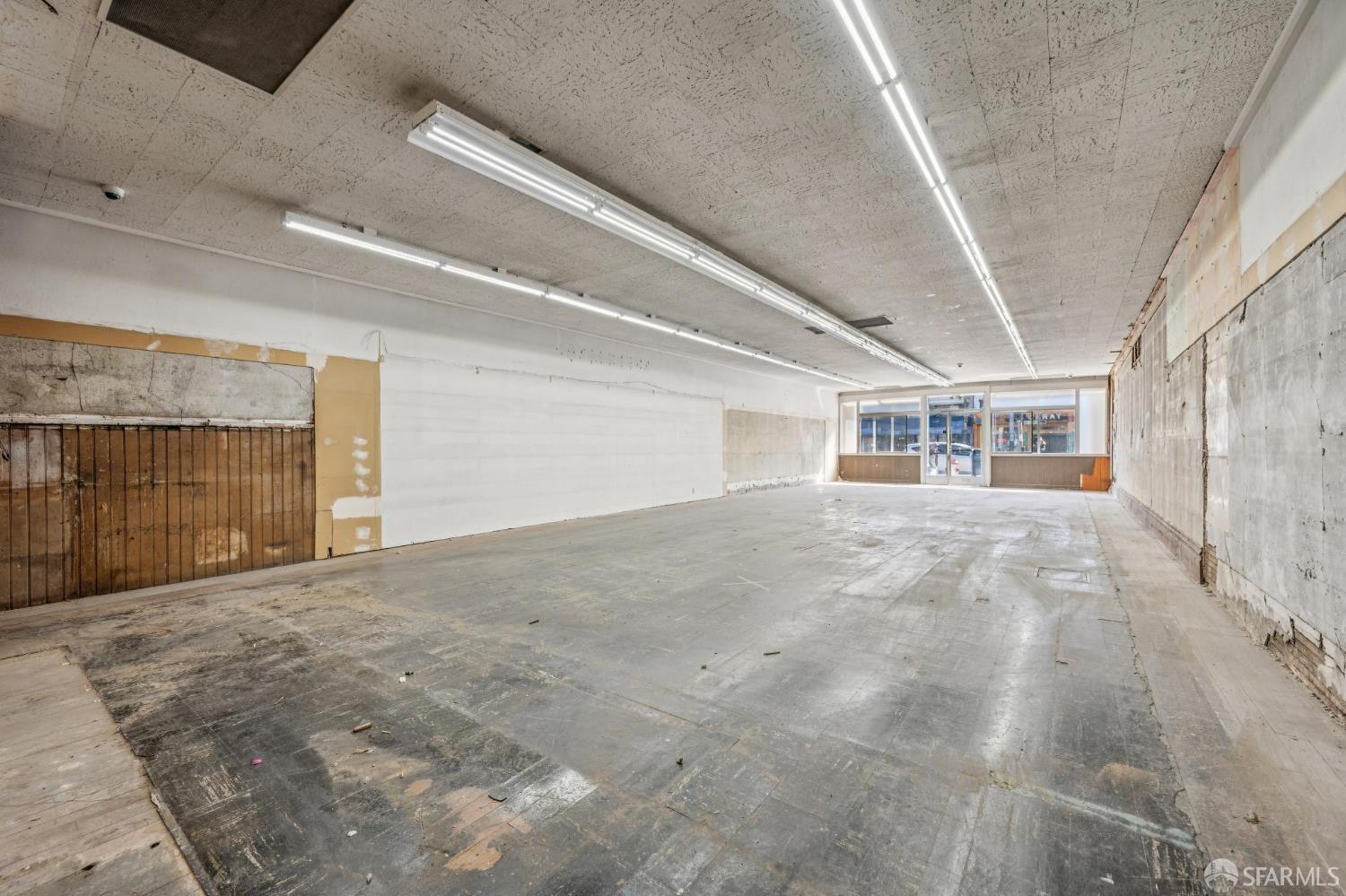 Detail Gallery Image 7 of 31 For 4494 Mission St, San Francisco,  CA 94132 - – Beds | – Baths