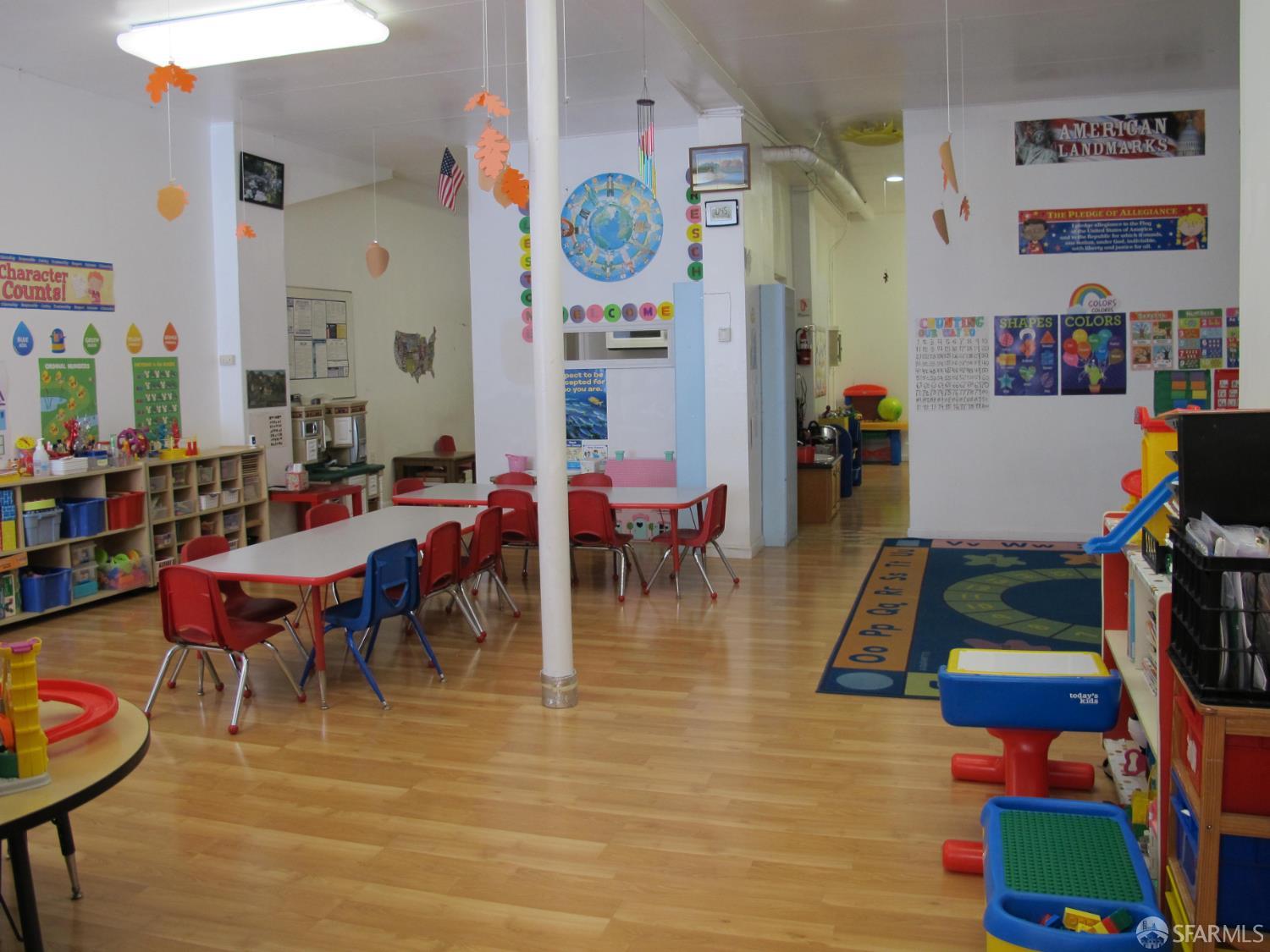 Detail Gallery Image 11 of 17 For 162 School St, Daly City,  CA 94014 - – Beds | – Baths