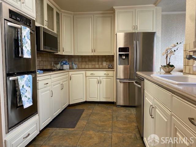 Detail Gallery Image 17 of 40 For 151 Shawnee Ave, San Francisco,  CA 94112 - 2 Beds | 1 Baths