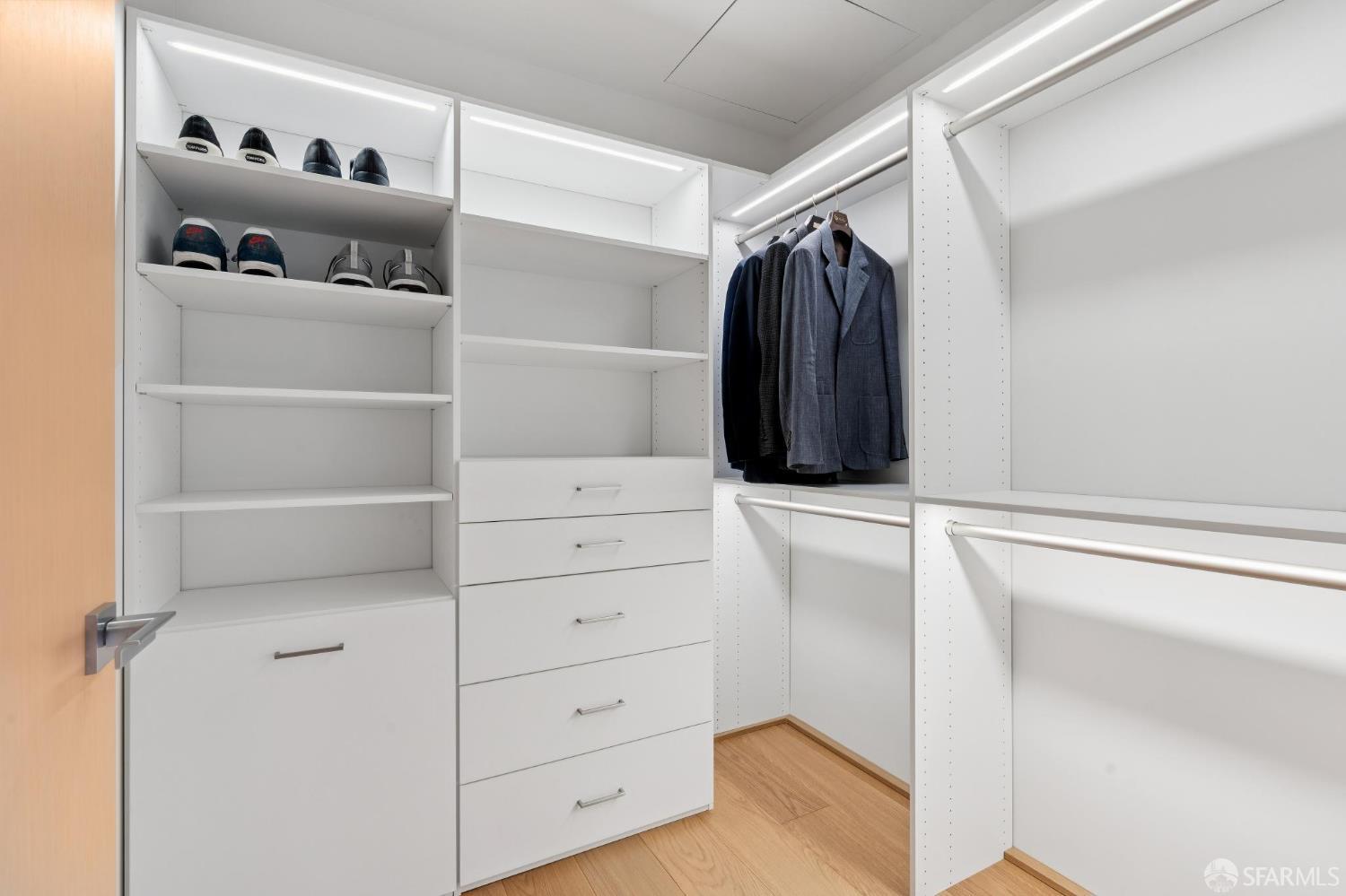 Photo #25: 426114614 Listing: Photo #25