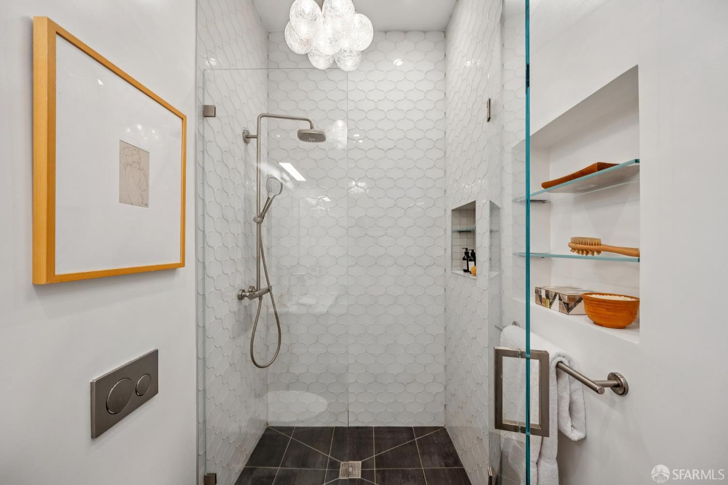 Detail Gallery Image 15 of 21 For 3920 Sacramento St, San Francisco,  CA 94118 - 3 Beds | 2 Baths