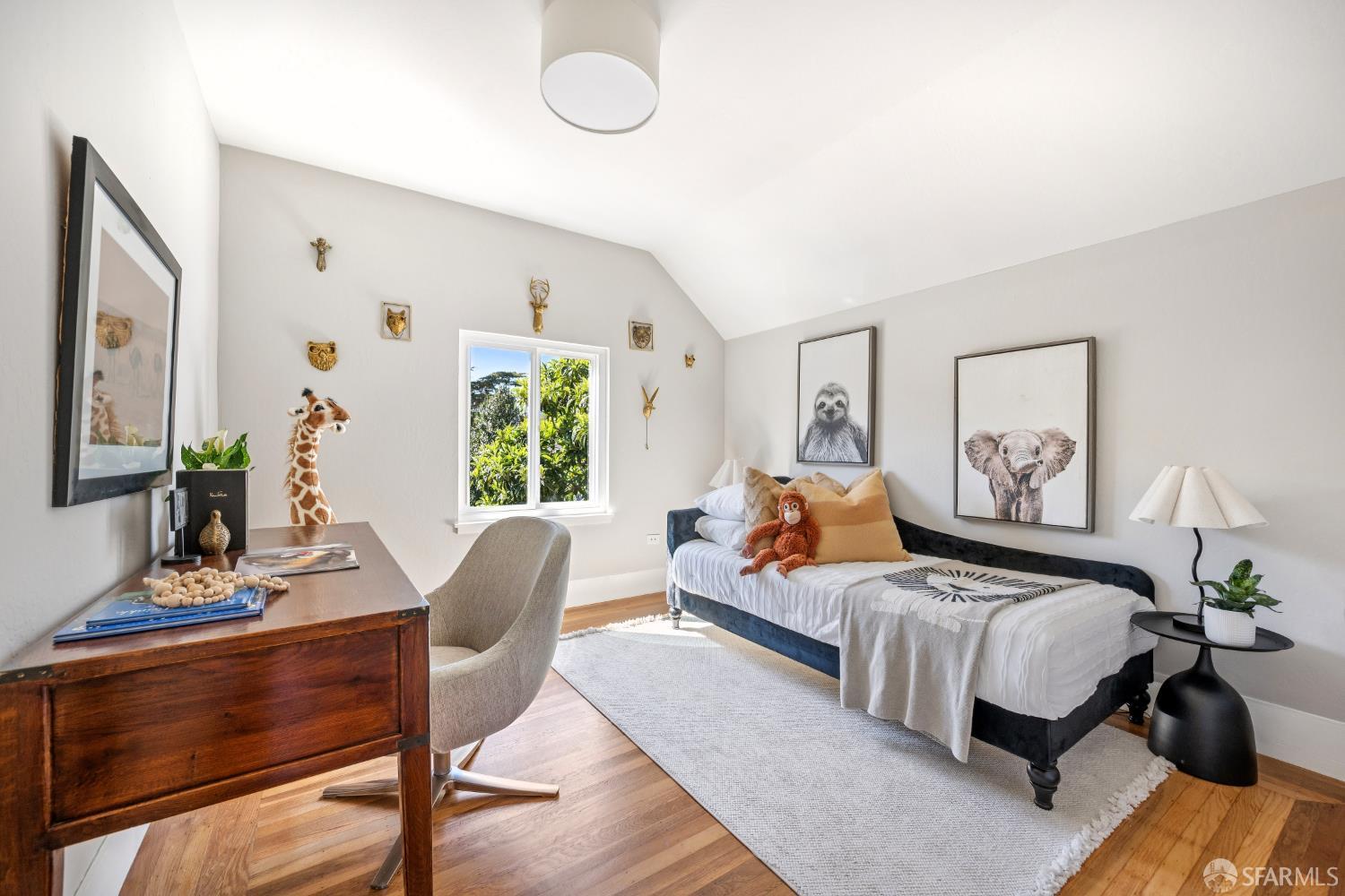 Detail Gallery Image 46 of 73 For 1819 8th Ave, San Francisco,  CA 94109 - 3 Beds | 2 Baths