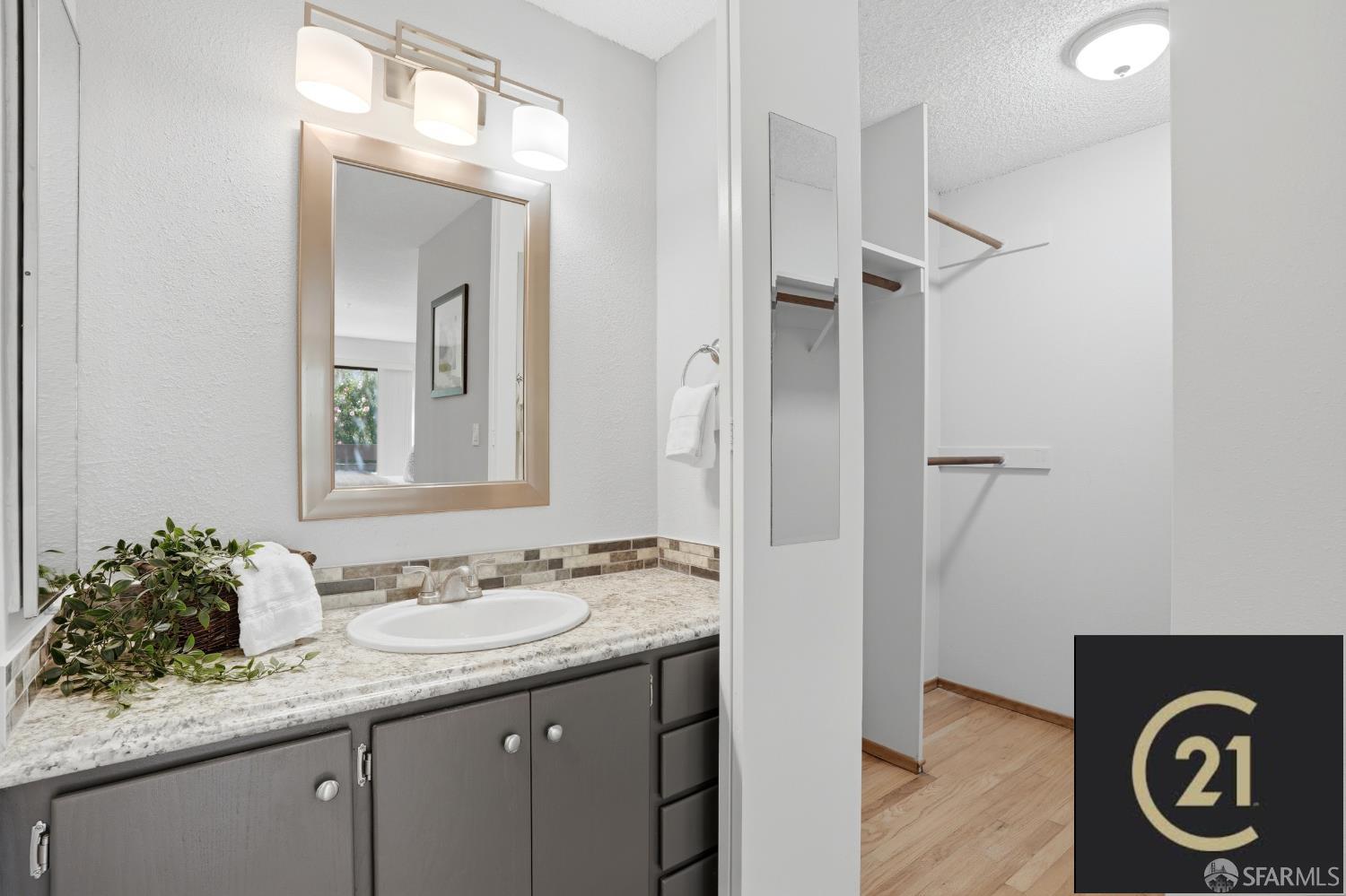 Detail Gallery Image 36 of 44 For 230 N Lake Merced Hls 1a,  San Francisco,  CA 94132 - 2 Beds | 2 Baths