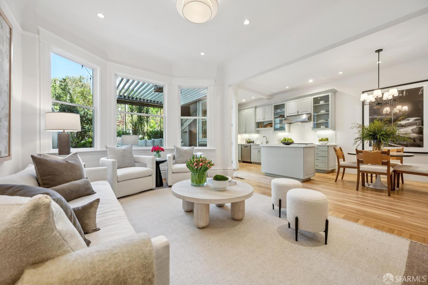 Detail Gallery Image 3 of 21 For 3920 Sacramento St, San Francisco,  CA 94118 - 3 Beds | 2 Baths