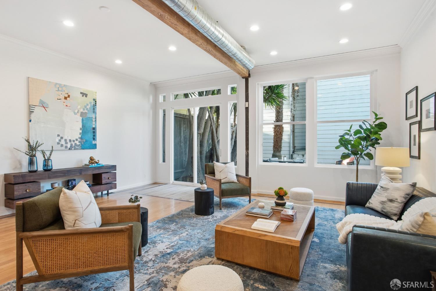 Detail Gallery Image 7 of 31 For 3257 20th St, San Francisco,  CA 94110 - 2 Beds | 2 Baths