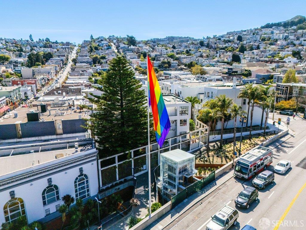 Detail Gallery Image 89 of 92 For 2425 Market St #6,  San Francisco,  CA 94114 - 2 Beds | 1 Baths