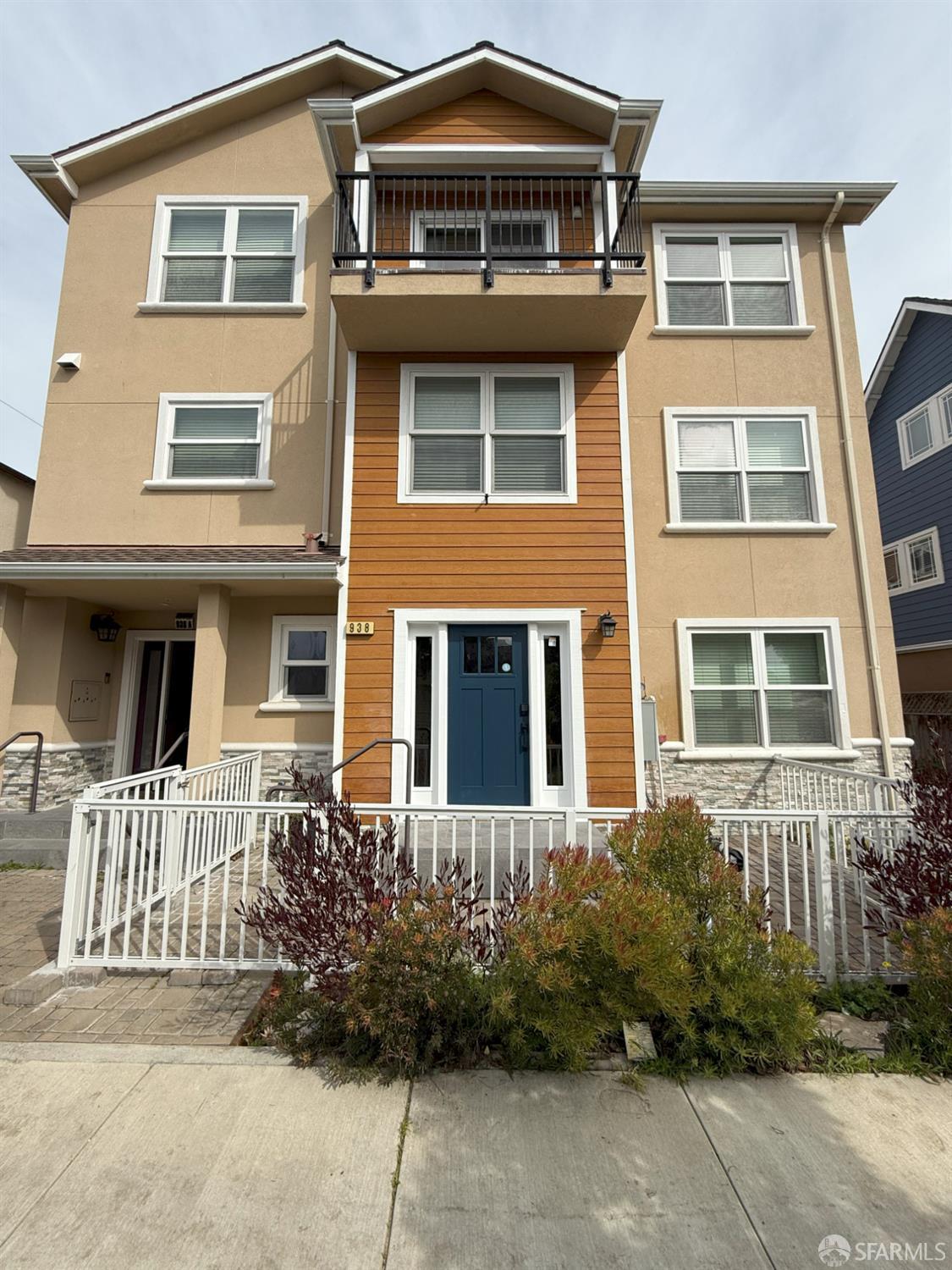 Front Image Thumbnail for SF426112407