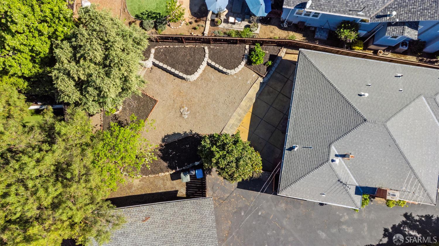 Detail Gallery Image 45 of 54 For 108 Inner Cir, Redwood City,  CA 94062 - 2 Beds | 1 Baths